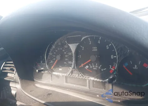 2004 BMW 330I z USA, uszkodzony, nr VIN WBAEV53414KM34034